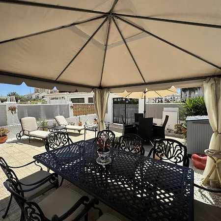 Дом отдыха Spacious Townhouse Calas Blancas Beachside