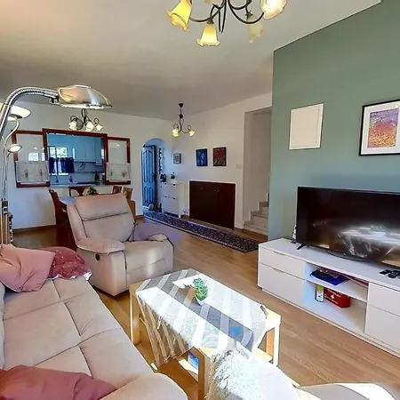 Spacious Townhouse Calas Blancas Beachside Dom wakacyjny Torrevieja