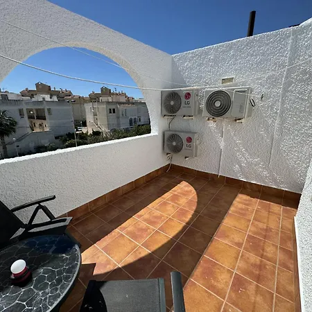 Dom wakacyjny Spacious Townhouse Calas Blancas Beachside
