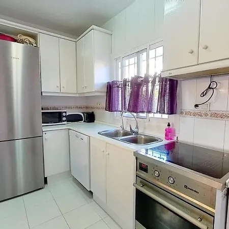 Spacious Townhouse Calas Blancas Beachside